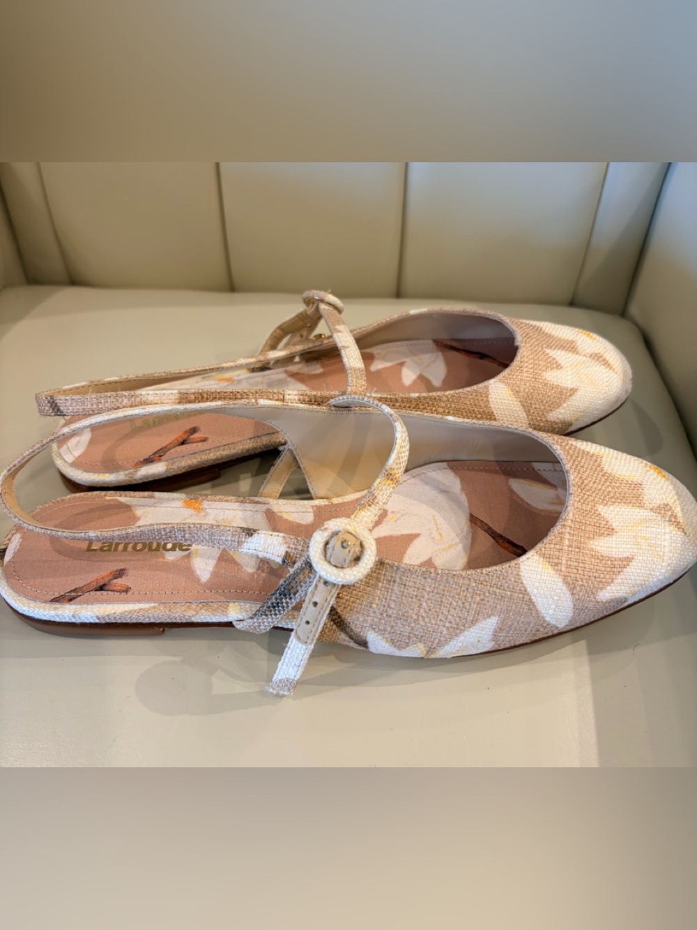 Larroude new Georgina Rafa lotus print Beige Floral Mary Jane Flats with Buckle